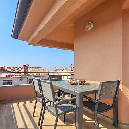 Апартаменты Bezauberndes Mit Meerblick, Klima, Wifi, Parkplatz