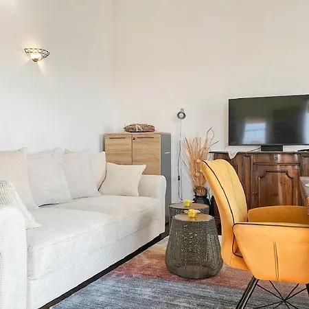 Апартаменты Bezauberndes Mit Meerblick, Klima, Wifi, Parkplatz